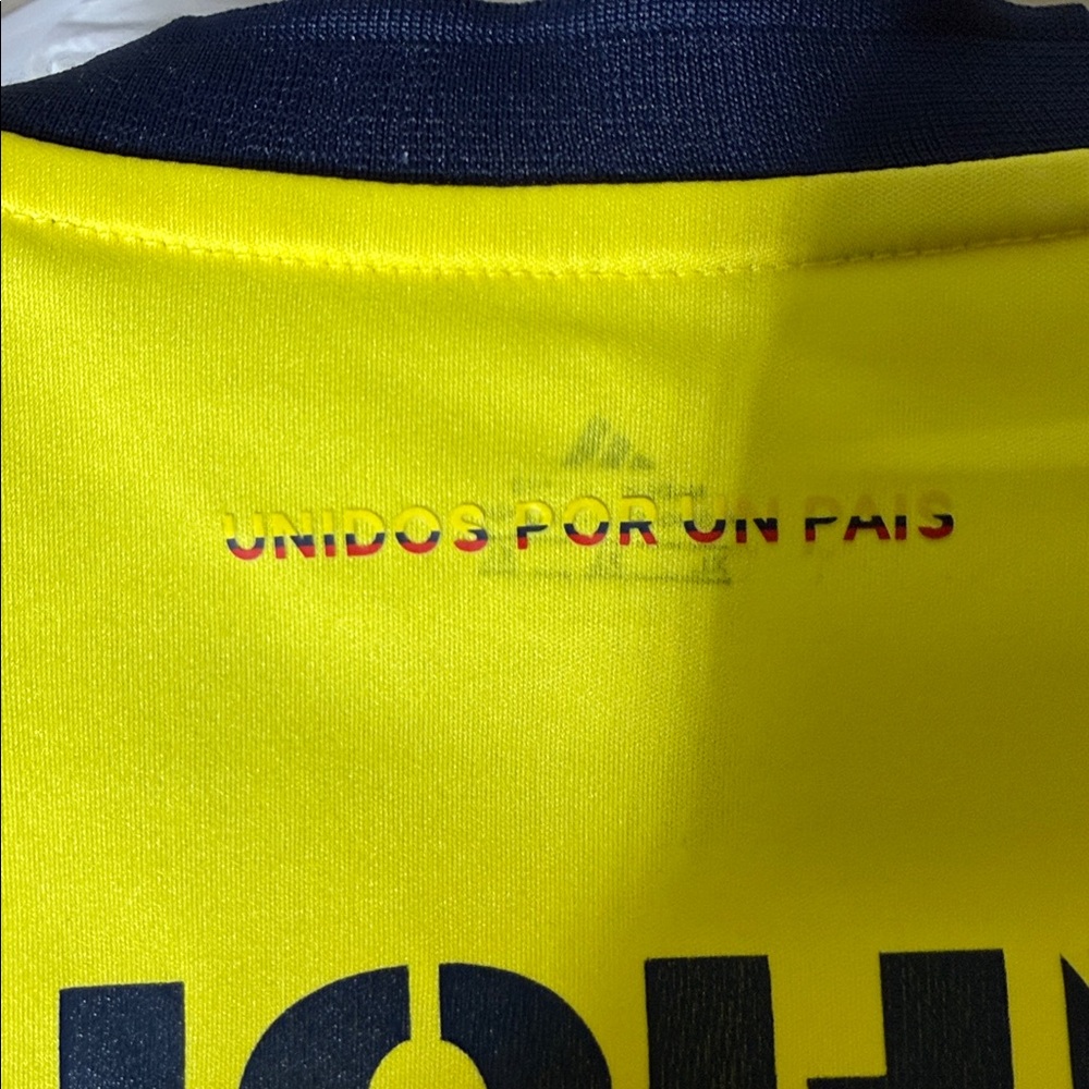 adidas Men’s Yellow Colombia National Team Jersey with Navy & Red Accents - Picture 7 of 8